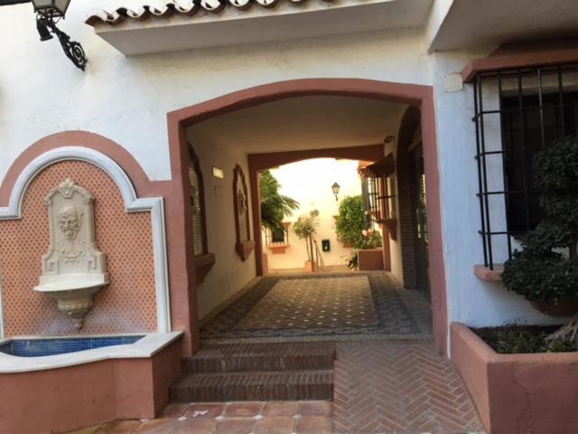 马尔韦利亚Large And Elegant In Puerto Banus With Pools And Paddle公寓 外观 照片